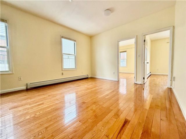  2 BR,  1.00 BTH &nbsp;Multi-family style home in Sunset Park