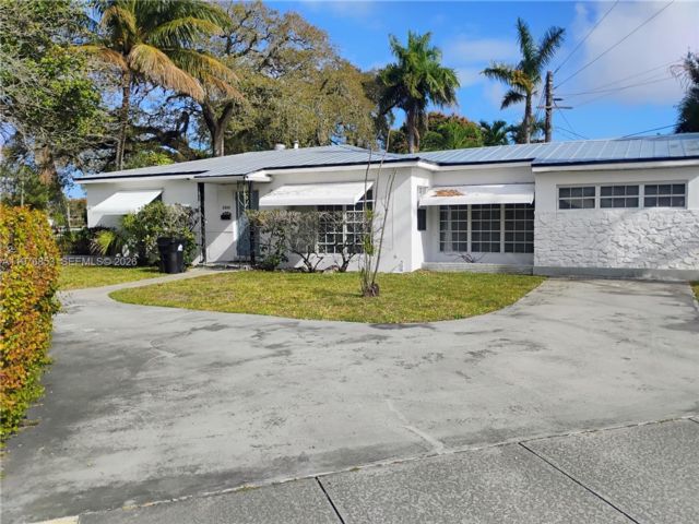  4 BR,  2.00 BTH &nbsp; style home in Fort Lauderdale