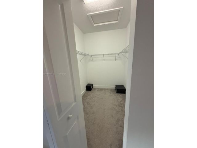  3 BR,  3.00 BTH &nbsp; style home in Medley