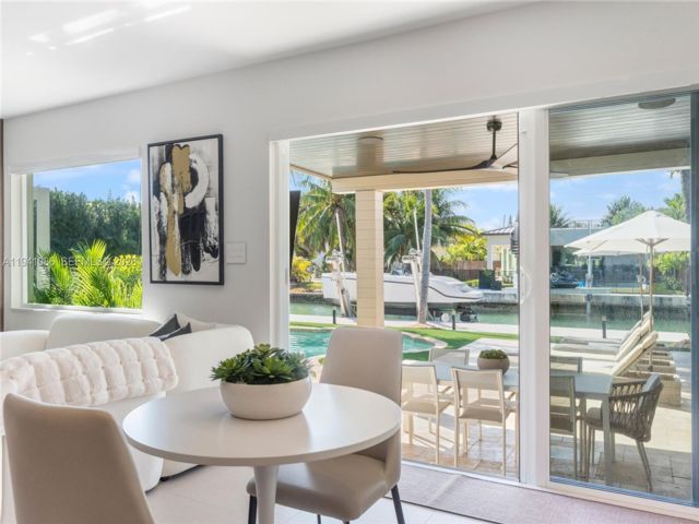  5 BR,  3.00 BTH &nbsp; style home in Miami Beach