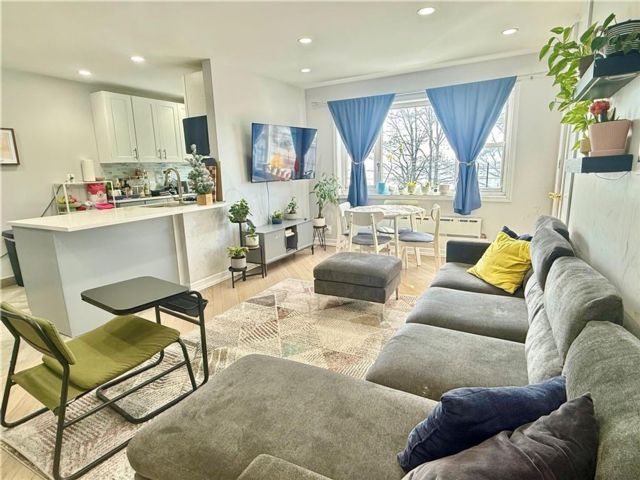  2 BR,  1.00 BTH &nbsp;Co-op style home in Dyker Heights