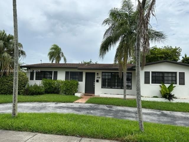  4 BR,  2.00 BTH &nbsp; style home in Miami