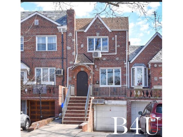  2 BR,  2.50 BTH &nbsp;Duplex style home in Marine Park