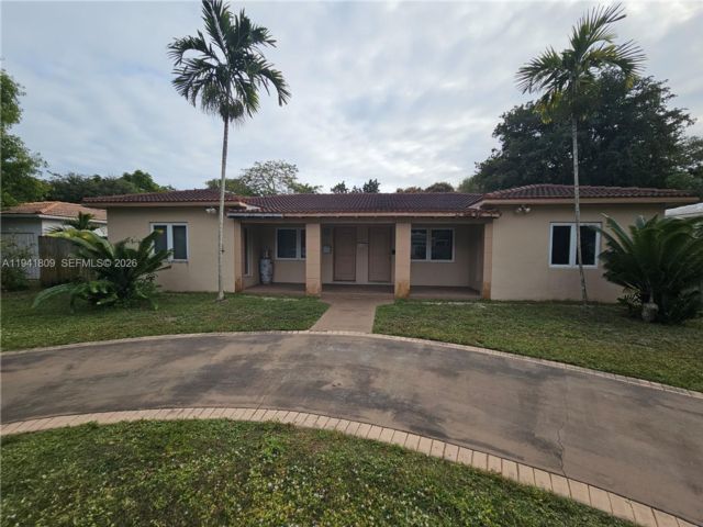  2 BR,  1.00 BTH &nbsp; style home in Biscayne Park