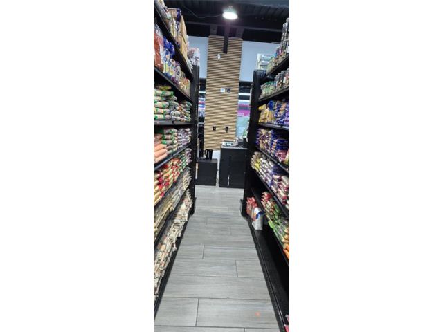 Studio,  0.00 BTH &nbsp;Store style home in Bloomfield