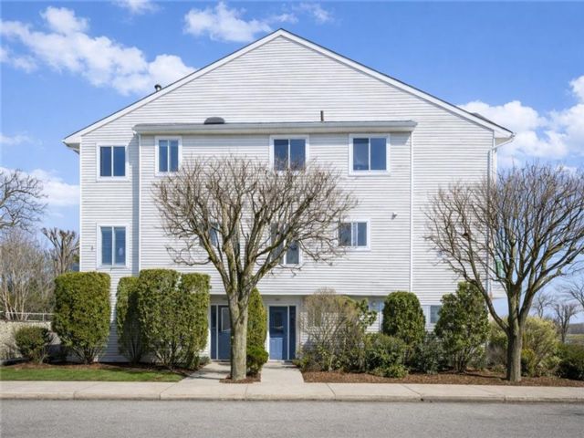  3 BR,  3.00 BTH &nbsp;Single family style home in Princess Bay