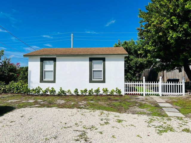  2 BR,  1.00 BTH &nbsp; style home in Delray Beach