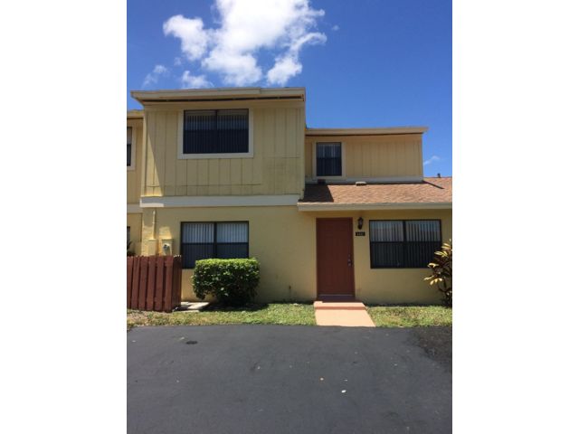  3 BR,  2.50 BTH &nbsp; style home in Delray Beach