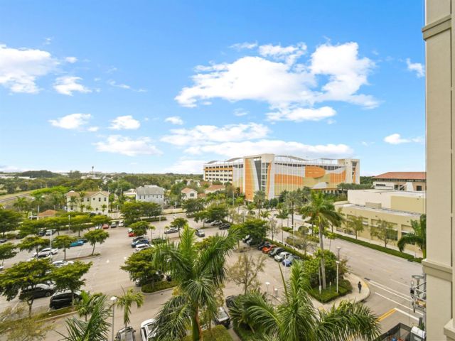  1 BR,  1.00 BTH &nbsp; style home in West Palm Beach