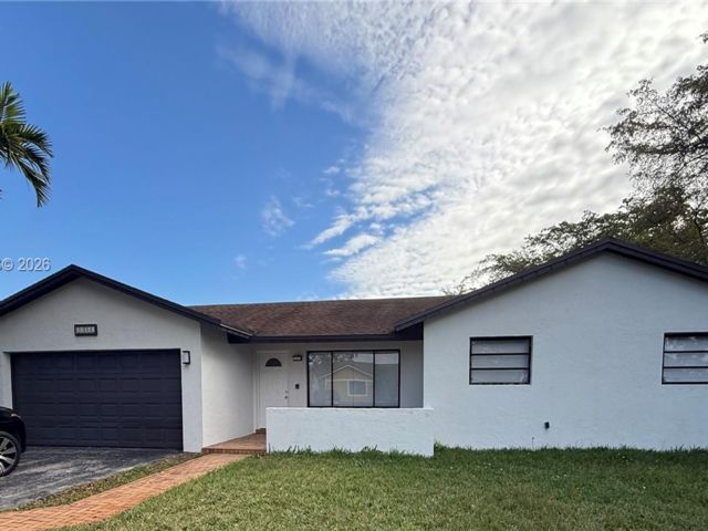  4 BR,  2.00 BTH &nbsp;European style home in Miami