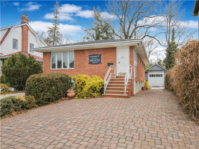 Studio,  0.00 BTH &nbsp;Office style home in Great Kill