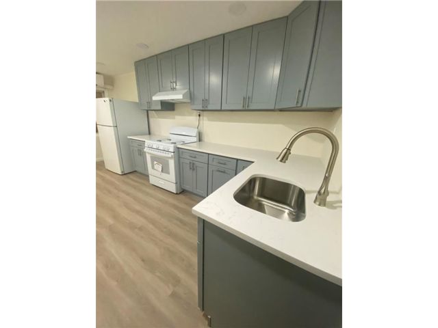  2 BR,  2.00 BTH &nbsp;Multi-family style home in Sheepshead Bay