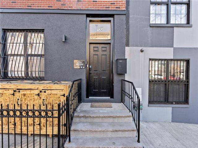 [Ocean Hill Real Estate, listing number 3333742]