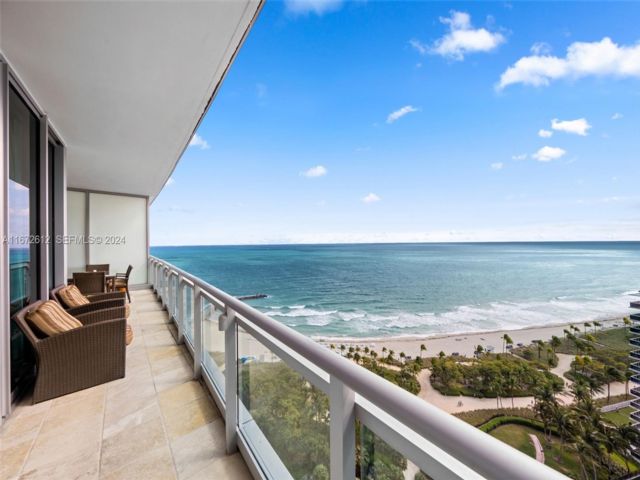  2 BR,  3.00 BTH &nbsp; style home in Bal Harbour