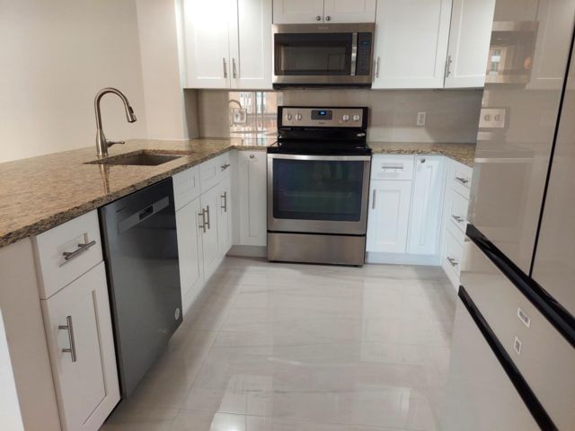  2 BR,  2.00 BTH &nbsp; style home in Fort Lauderdale