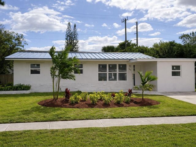  3 BR,  2.00 BTH &nbsp; style home in Pompano Beach