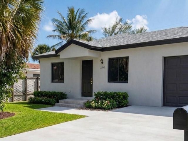  5 BR,  2.00 BTH &nbsp; style home in Fort Lauderdale