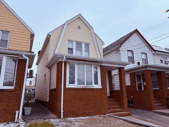  3 BR,  1.00 BTH &nbsp;Single family style home in Old Mill Basin