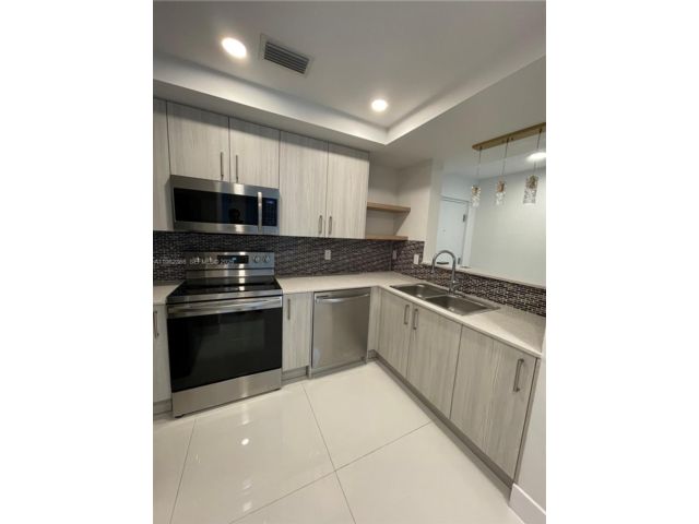 [Medley Real Estate, listing number 3334021]