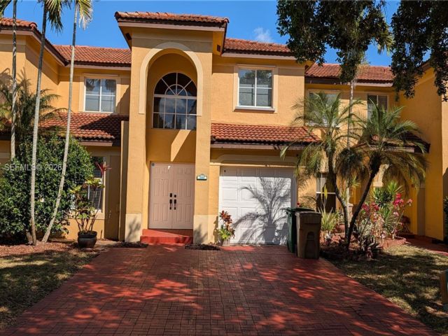  3 BR,  2.50 BTH &nbsp; style home in Davie