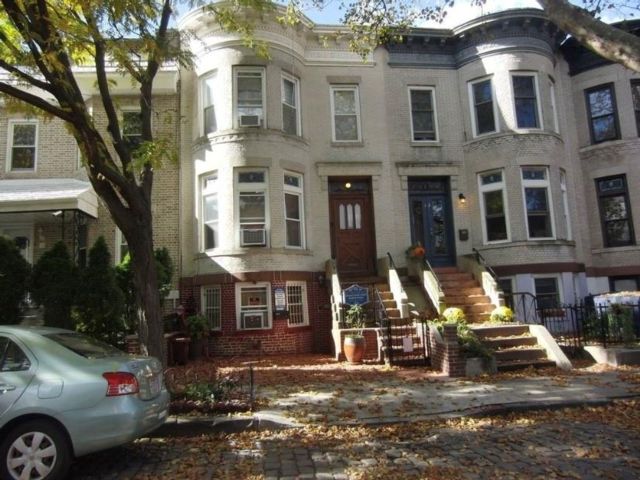 Studio,  0.00 BTH &nbsp;Office style home in Bay Ridge