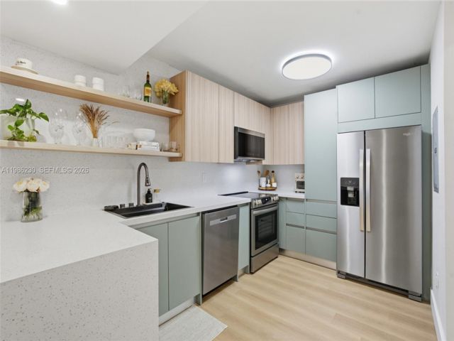  2 BR,  1.00 BTH &nbsp; style home in Carl Fisher