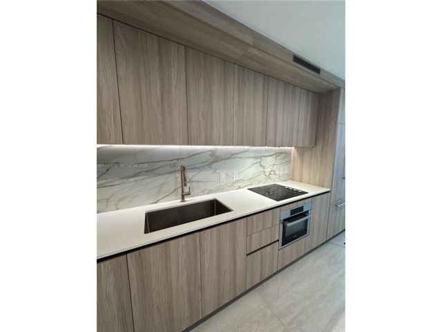  1 BR,  1.00 BTH &nbsp; style home in Miami