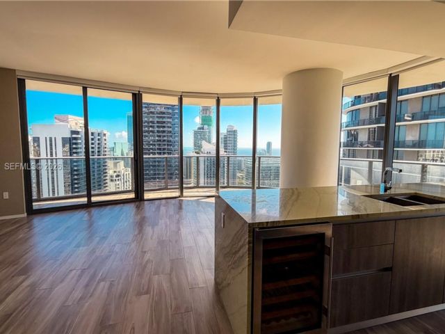  3 BR,  4.00 BTH &nbsp; style home in Miami