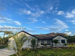 4 BR,  3.00 BTH &nbsp; style home in Palm Beach Gardens