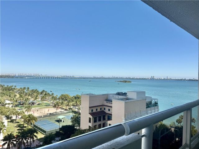  1 BR,  1.50 BTH &nbsp; style home in Miami