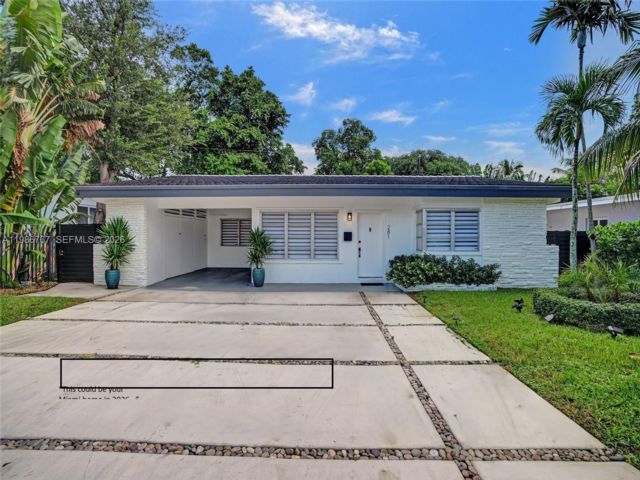  3 BR,  2.00 BTH &nbsp; style home in Biscayne Park