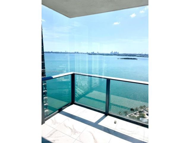  1 BR,  2.00 BTH &nbsp; style home in Miami