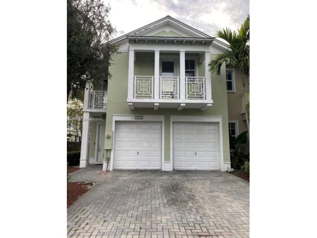  4 BR,  4.00 BTH &nbsp; style home in Medley