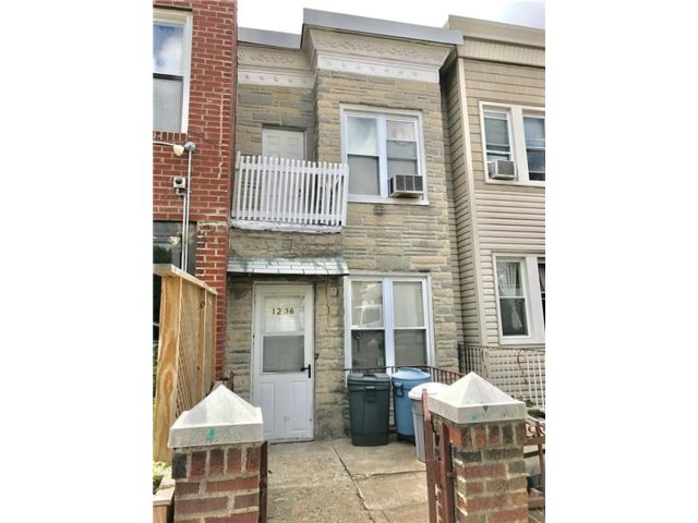  3 BR,  2.00 BTH &nbsp;Single family style home in Windsor Terrace