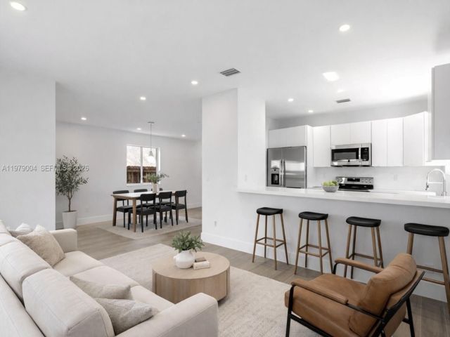  4 BR,  2.50 BTH &nbsp; style home in Homestead