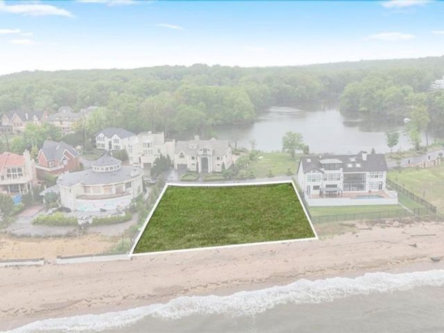 [Se Annandale Real Estate, listing number 3334684]