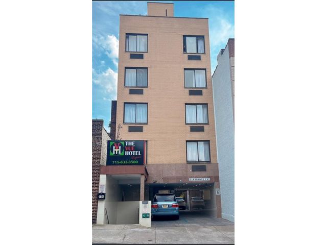 [Sunset Park Real Estate, listing number 3334689]
