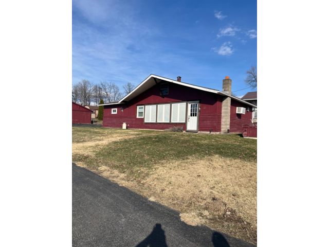 [Lake Katrine Real Estate, listing number 3334695]
