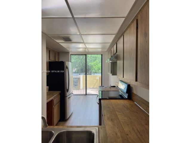  2 BR,  2.50 BTH &nbsp; style home in Davie