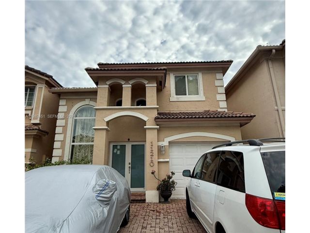  3 BR,  2.50 BTH &nbsp; style home in Medley