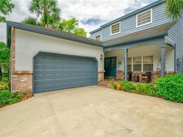  4 BR,  3.00 BTH &nbsp; style home in Parkland