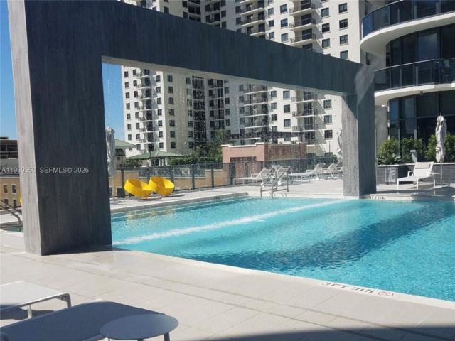  1 BR,  2.00 BTH &nbsp; style home in Miami