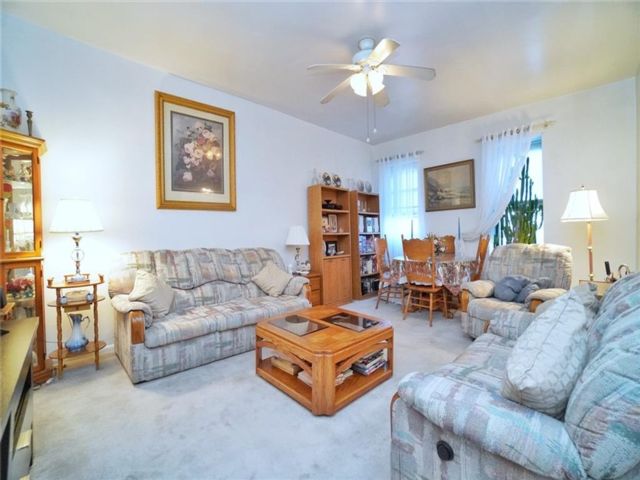  1 BR,  2.00 BTH &nbsp;Co-op style home in Bay Ridge