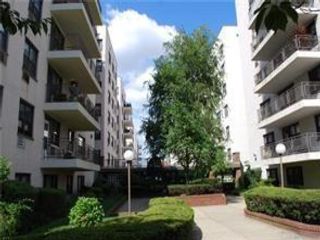  1 BR,  1.00 BTH &nbsp;Co-op style home in Sheepshead Bay