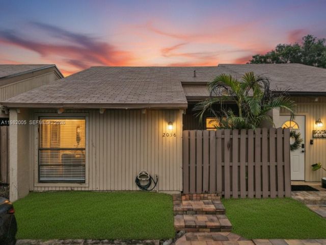  2 BR,  1.00 BTH &nbsp; style home in Davie