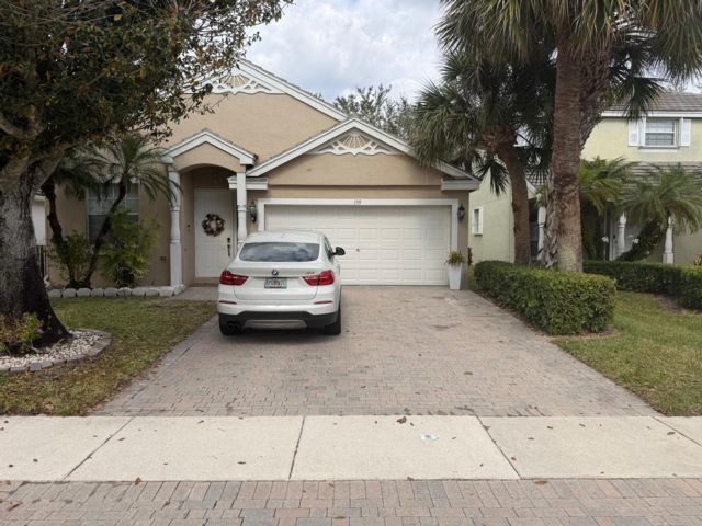  3 BR,  2.00 BTH &nbsp; style home in Royal Palm Beach