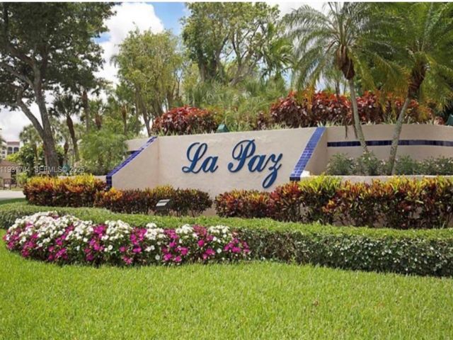  3 BR,  3.00 BTH &nbsp; style home in Boca Raton