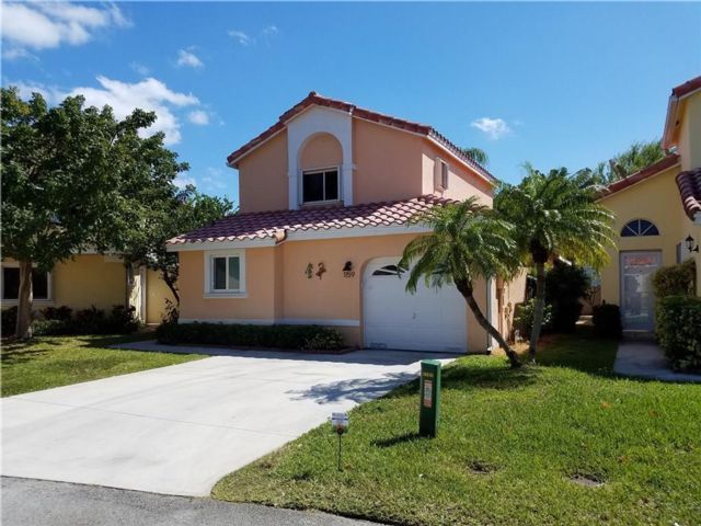  3 BR,  2.50 BTH &nbsp; style home in Dania Beach