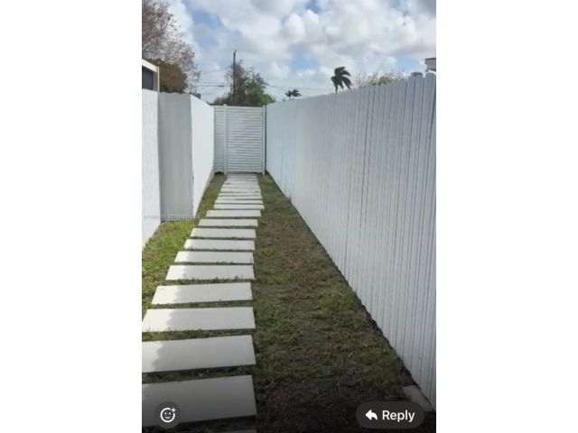  1 BR,  1.00 BTH &nbsp; style home in Miami