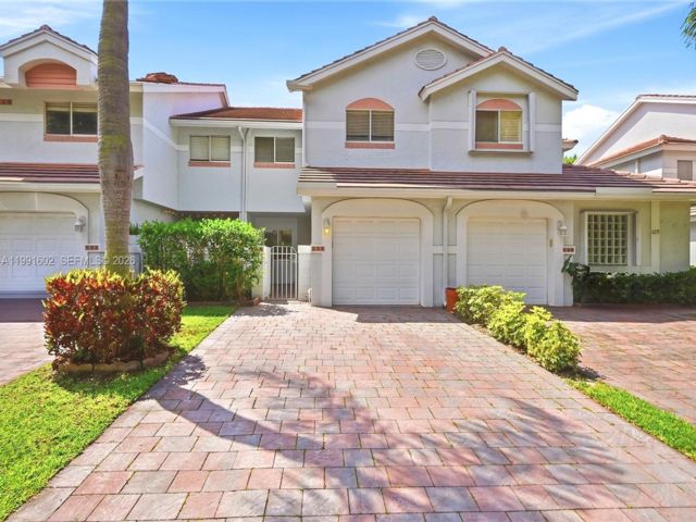  3 BR,  2.50 BTH &nbsp; style home in Boca Raton